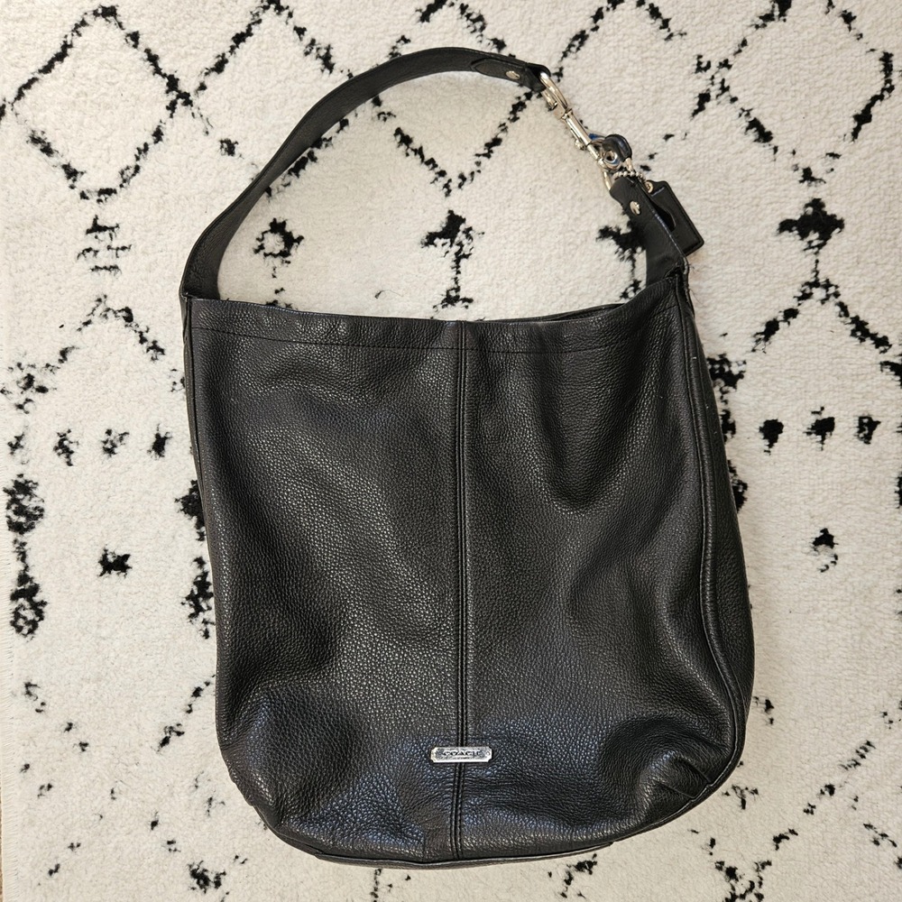 Coach Avery Hobo Shoulder Bag Black Pebbled Leather Large - Picture 2 of 9